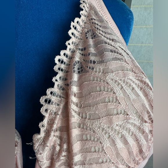 Pink Blush Front Clasp Bra by Glamorise with Racer Back - Picture 5 of 6